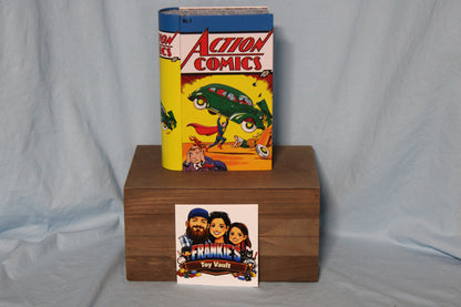 Action Comics DC Comics Collector Tin With Lanyard & Card