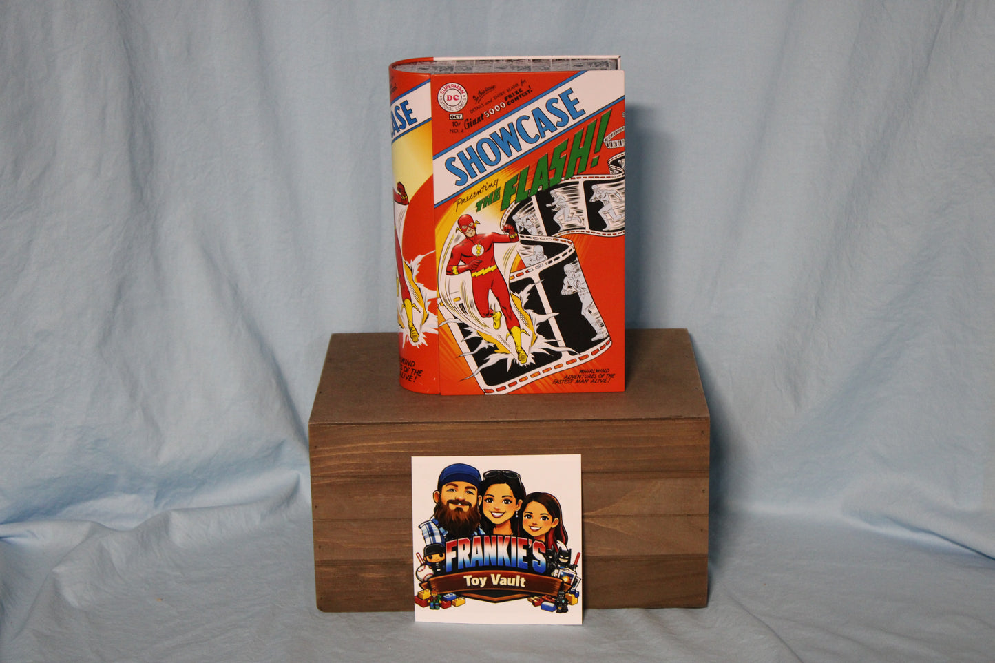 The Flash DC Comics Collector Tin With Lanyard & Card